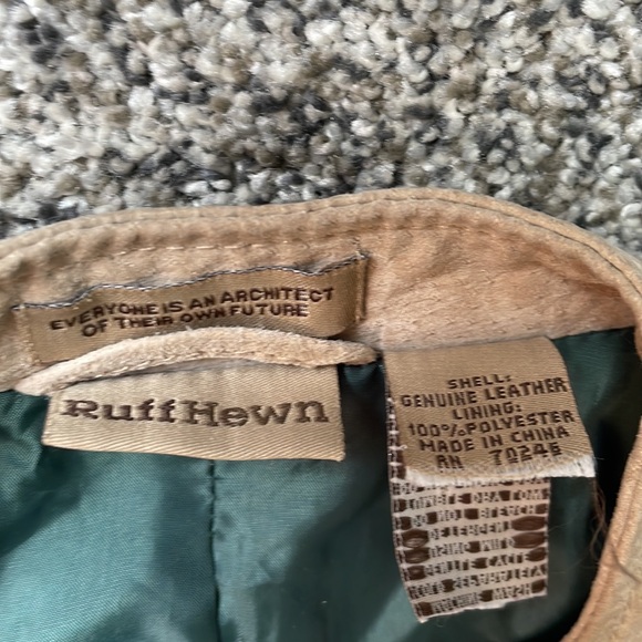 Vintage Ruff Hewn women’s tan leather jacket. Size medium - Picture 6 of 7